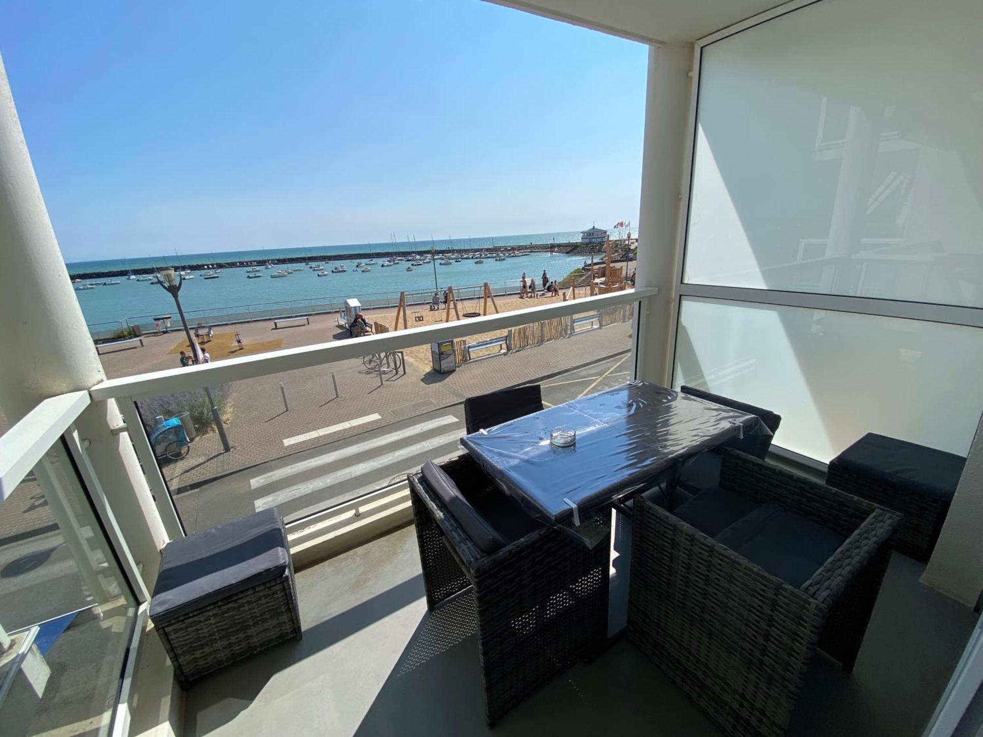 Appartement Vue Sur Mer Et Le Port Jard-sur-Mer Exterior photo